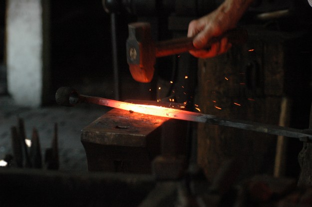Blacksmith_working (1)